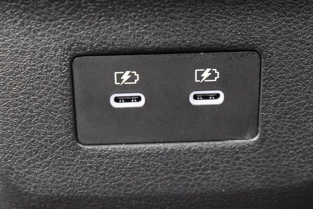 2026 Nissan Kicks SR AWD - 22933533 - 31