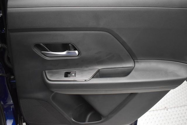 2026 Nissan Kicks SR AWD - 22933538 - 26