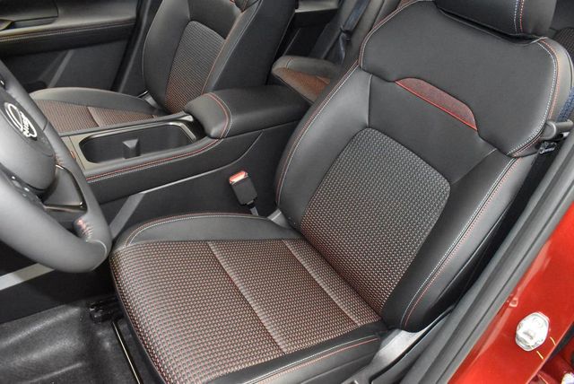 2026 Nissan Kicks SR AWD - 22933539 - 13