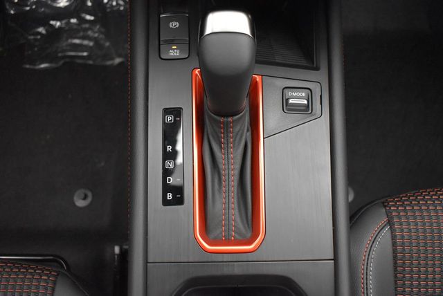 2026 Nissan Kicks SR AWD - 22933539 - 28