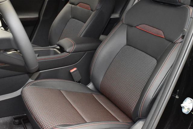 2026 Nissan Kicks SR AWD - 22933547 - 11