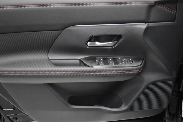 2026 Nissan Kicks SR AWD - 22933547 - 8