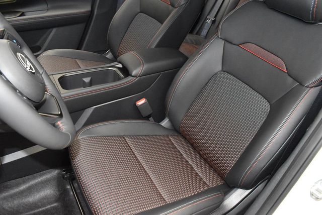 2026 Nissan Kicks SR AWD - 22934599 - 13