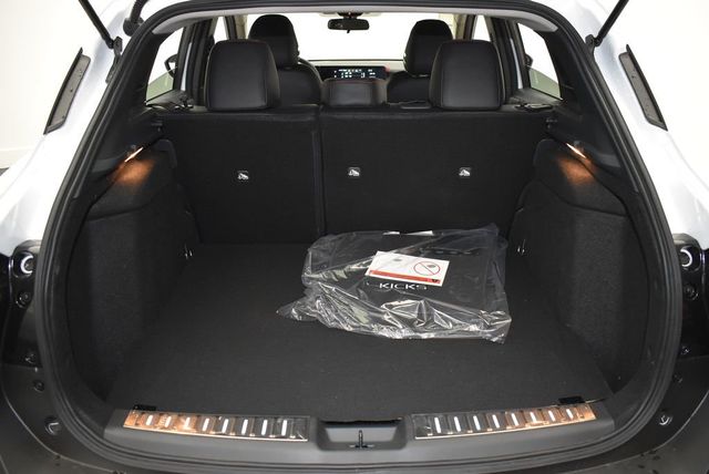 2026 Nissan Kicks SR AWD - 22934600 - 37