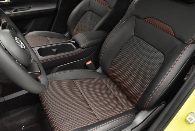 2026 Nissan Kicks SR AWD - 22934601 - 13