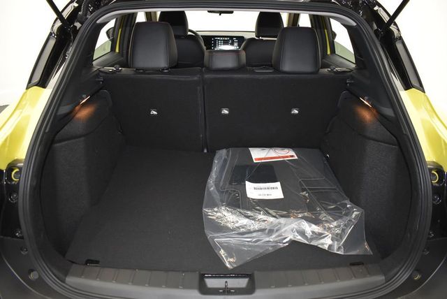 2026 Nissan Kicks SR AWD - 22934601 - 34