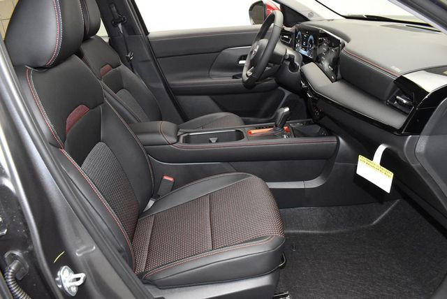 2026 Nissan Kicks SR AWD - 22936169 - 21