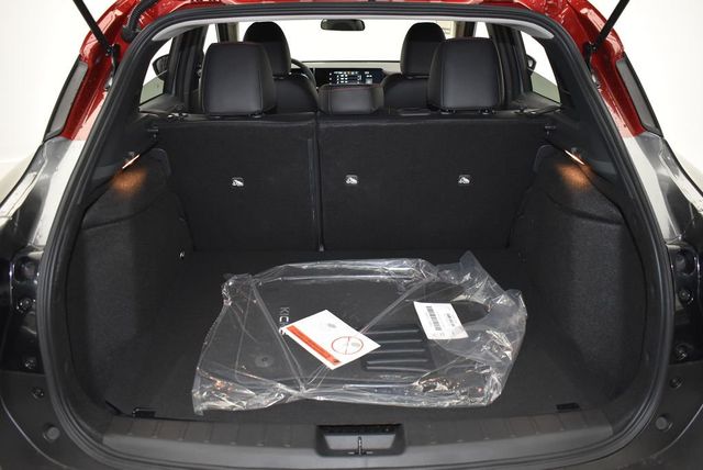 2026 Nissan Kicks SR AWD - 22936169 - 34