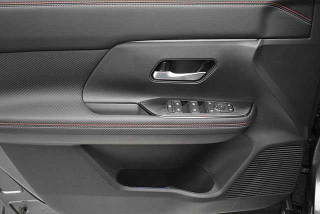 2026 Nissan Kicks SR AWD - 22936169 - 8