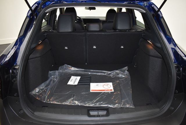 2026 Nissan Kicks SR AWD - 22936170 - 34