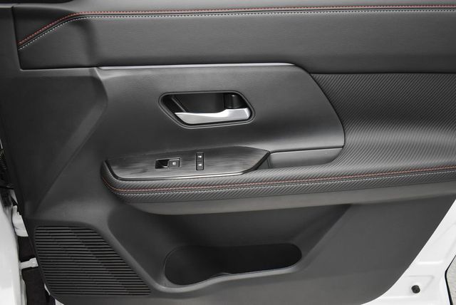 2026 Nissan Kicks SR AWD - 22945453 - 22