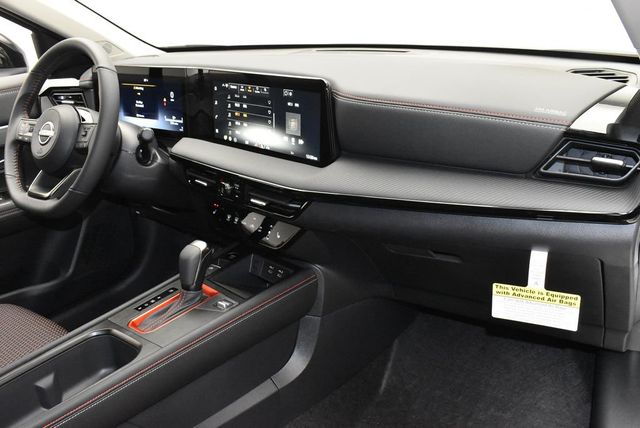 2026 Nissan Kicks SR AWD - 22945453 - 25