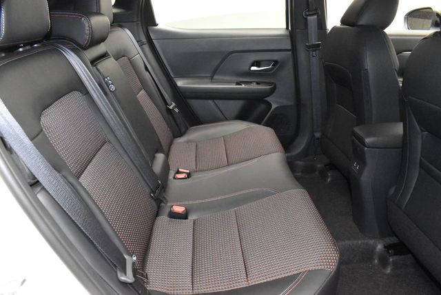 2026 Nissan Kicks SR AWD - 22945453 - 29