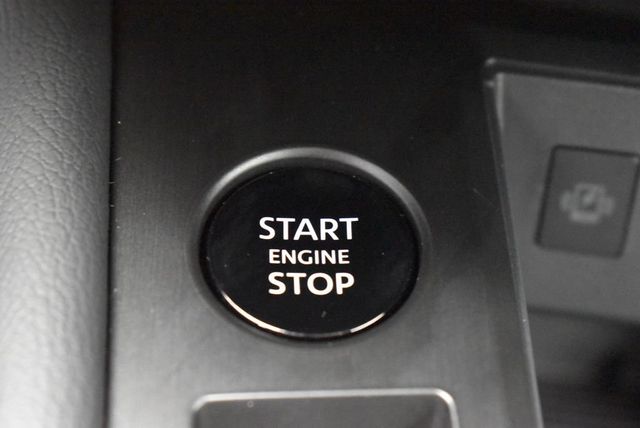 2026 Nissan Kicks SR AWD - 22946634 - 19