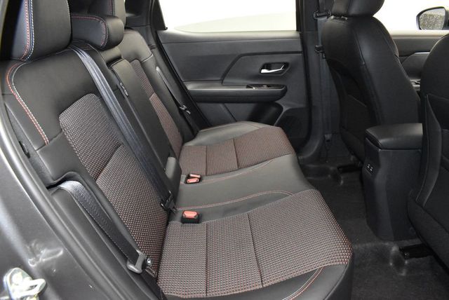 2026 Nissan Kicks SR AWD - 22946636 - 27