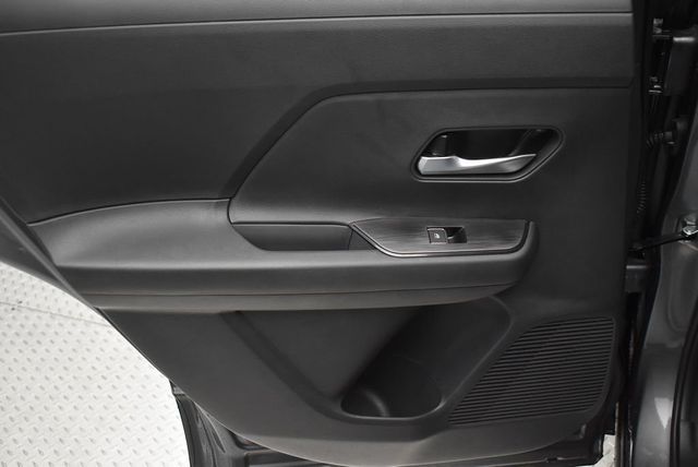 2026 Nissan Kicks SR AWD - 22946636 - 30