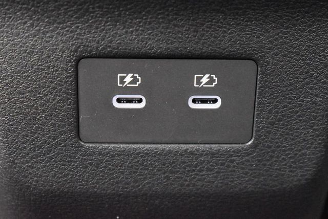 2026 Nissan Kicks SR AWD - 22946637 - 28