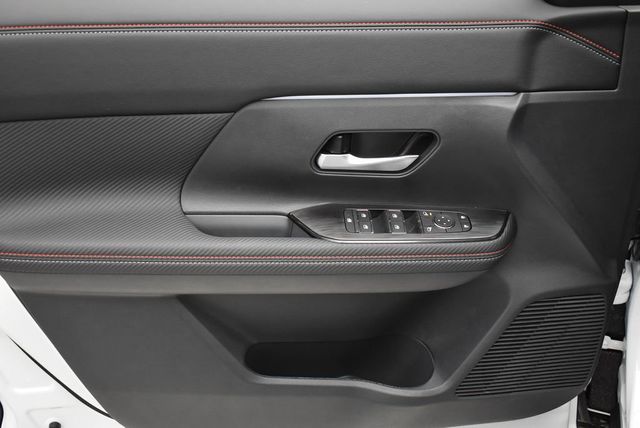 2026 Nissan Kicks SR AWD - 22946637 - 8