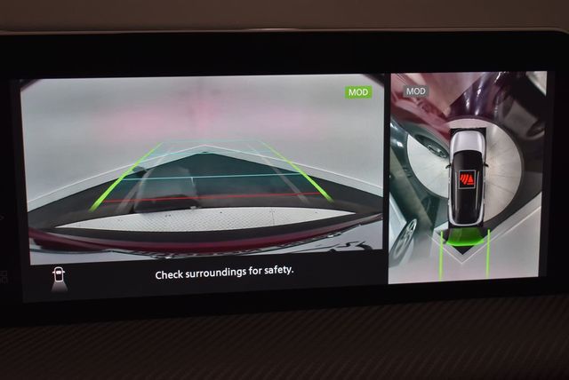 2026 Nissan Kicks SR AWD - 22946639 - 32