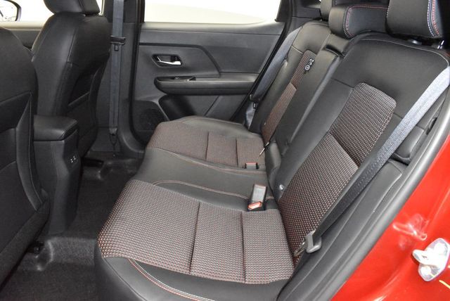 2026 Nissan Kicks SR AWD - 22946639 - 34