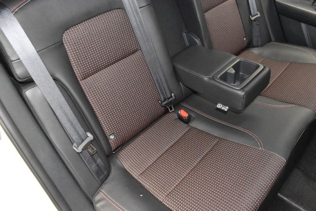 2026 Nissan Kicks SR AWD - 22948598 - 32