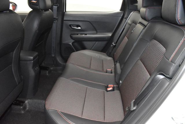 2026 Nissan Kicks SR AWD - 22948598 - 34