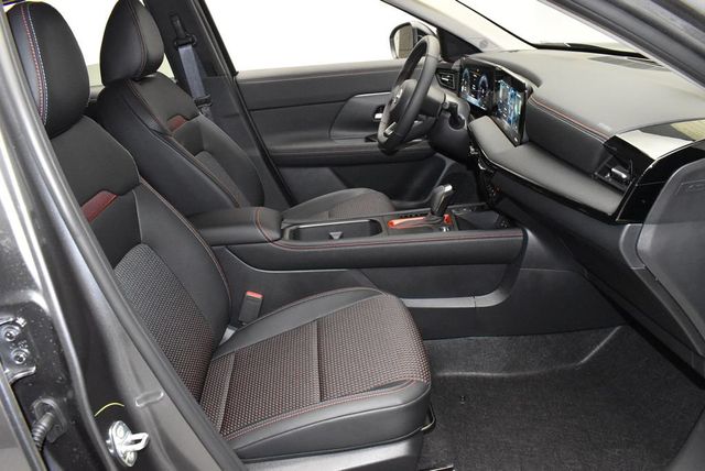 2026 Nissan Kicks SR AWD - 22948600 - 23