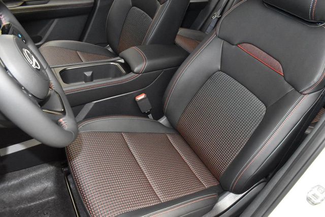 2026 Nissan Kicks SR FWD - 22946632 - 11