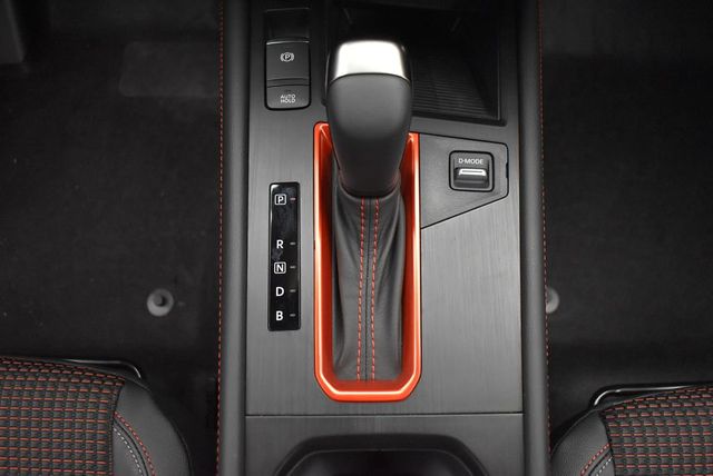 2026 Nissan Kicks SR FWD - 22946632 - 25