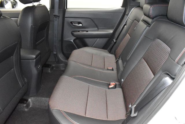 2026 Nissan Kicks SR FWD - 22946632 - 31