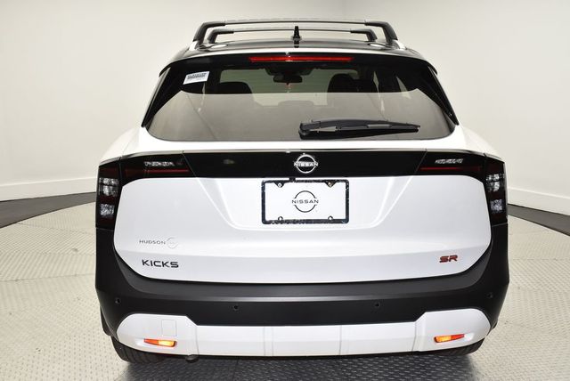 2026 Nissan Kicks SR FWD - 22946632 - 5