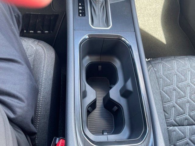 2026 Nissan Kicks SV - 23076624 - 17