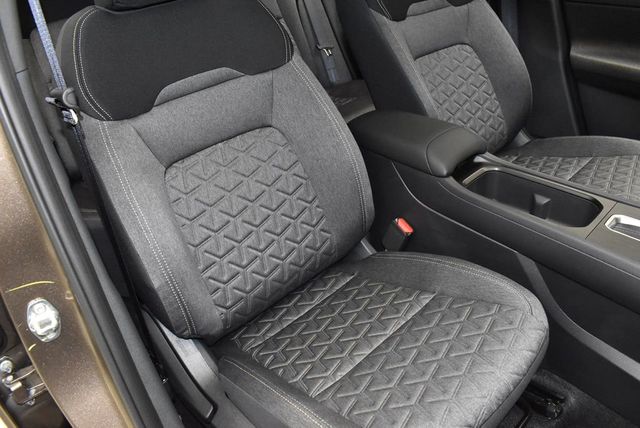 2026 Nissan Kicks SV AWD - 22920602 - 25