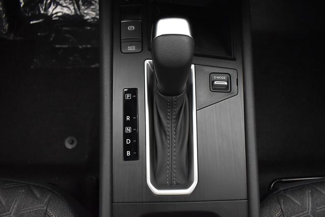 2026 Nissan Kicks SV AWD - 22920602 - 28