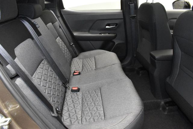 2026 Nissan Kicks SV AWD - 22920602 - 30