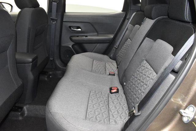 2026 Nissan Kicks SV AWD - 22920602 - 33