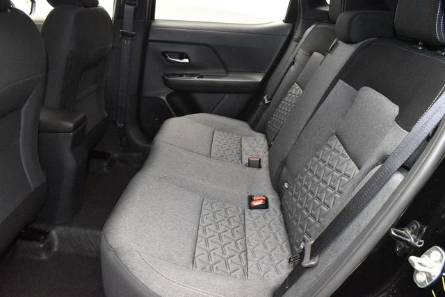 2026 Nissan Kicks SV AWD - 22933524 - 30