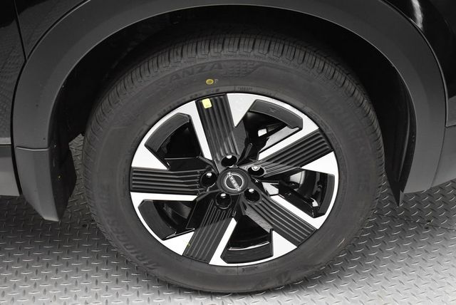 2026 Nissan Kicks SV AWD - 22933524 - 32