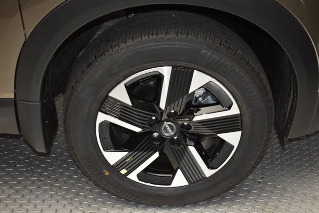 2026 Nissan Kicks SV AWD - 22941546 - 34