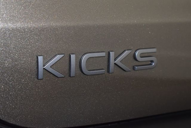 2026 Nissan Kicks SV AWD - 22941546 - 8