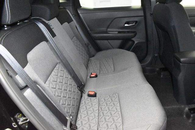 2026 Nissan Kicks SV AWD - 22948230 - 28