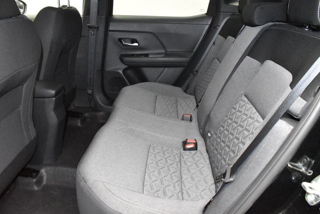 2026 Nissan Kicks SV AWD - 22948230 - 31