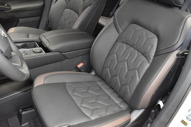 2026 Nissan Pathfinder Platinum 4WD - 22980775 - 15