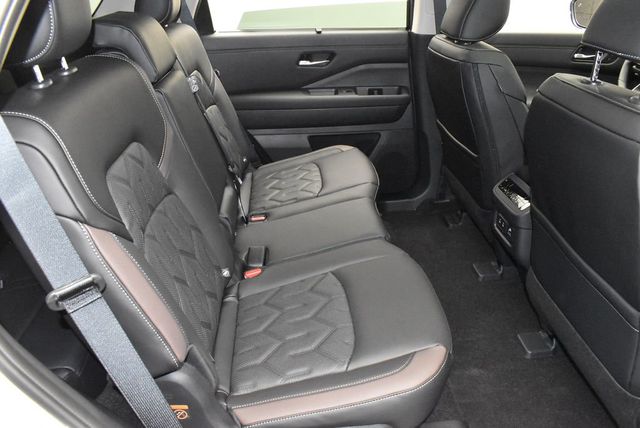 2026 Nissan Pathfinder Platinum 4WD - 22980775 - 34