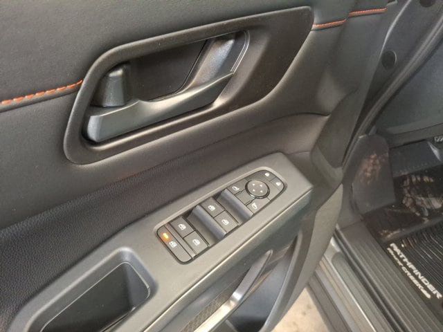 2026 Nissan Pathfinder Rock Creek - 23090854 - 9