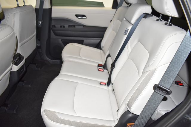 2026 Nissan Pathfinder SL 4WD - 22980774 - 35