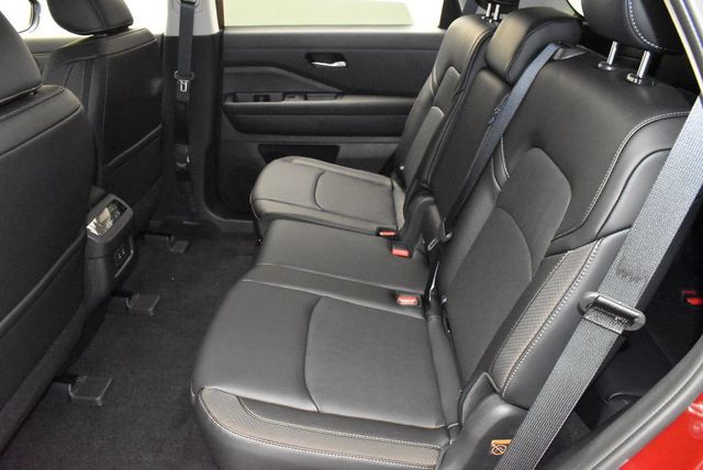 2026 Nissan Pathfinder SL 4WD - 22992345 - 36