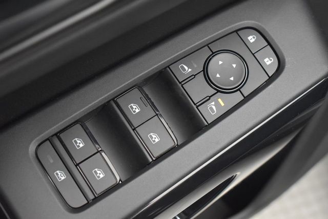 2026 Nissan Pathfinder SV 4WD - 22986344 - 9