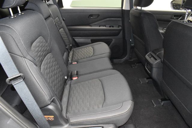 2026 Nissan Pathfinder SV 4WD - 22993432 - 28