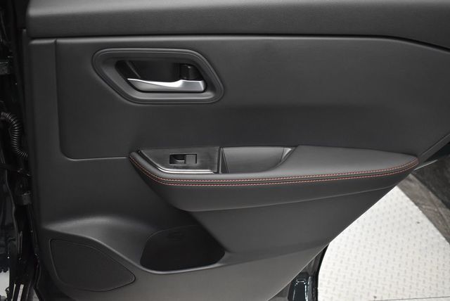 2026 Nissan Rogue 2026.5 AWD Rock Creek - 22992344 - 26